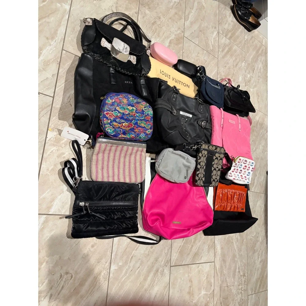 Coach, LV, Oscar de la Renta Purse & Wallet Bundle of 20 Wholesale Reseller Lot